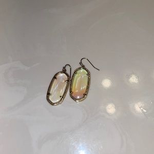 kendra scott danielle earrings
